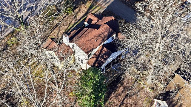 928 Ridgeway Avenue, Signal Mountain, TN 37377