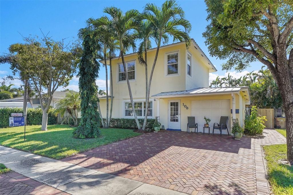 108 SE 14th Court, Deerfield Beach, FL 33441