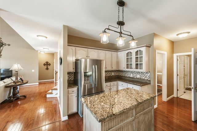 104 Newport Cir, Hendersonville, TN 37075