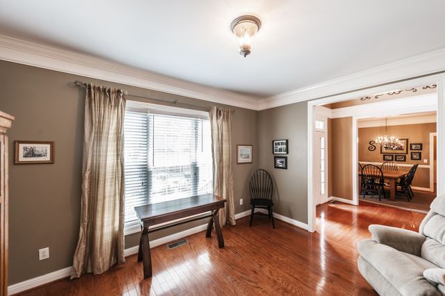 104 Newport Cir, Hendersonville, TN 37075