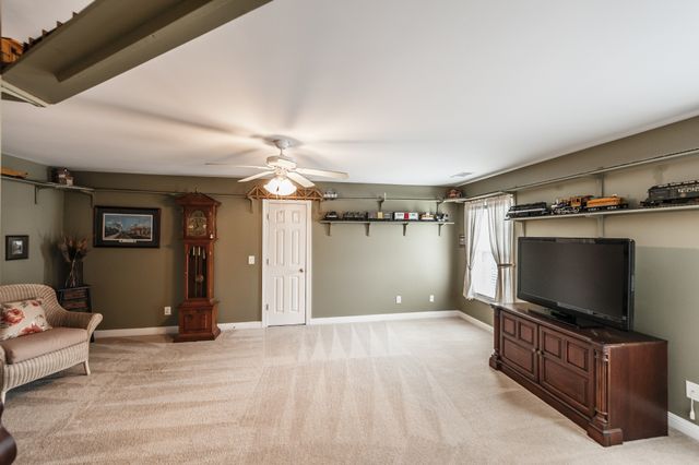 104 Newport Cir, Hendersonville, TN 37075