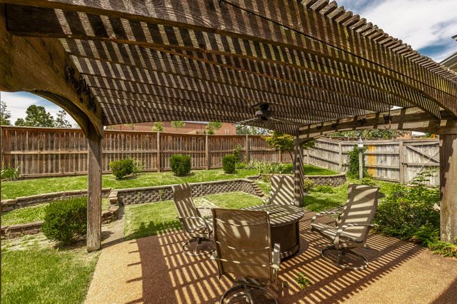 104 Newport Cir, Hendersonville, TN 37075