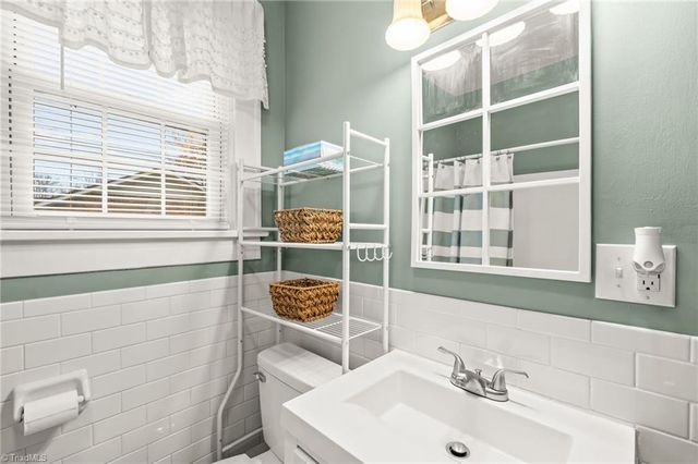 218 Queen Anne Road, Salisbury, NC 28144