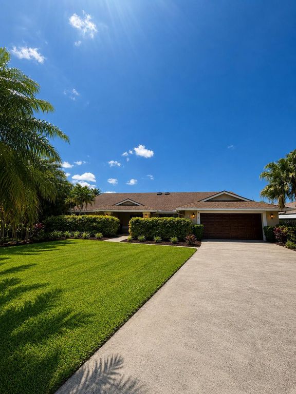 1773 Wiltshire Village Drive, Wellington, FL 33414