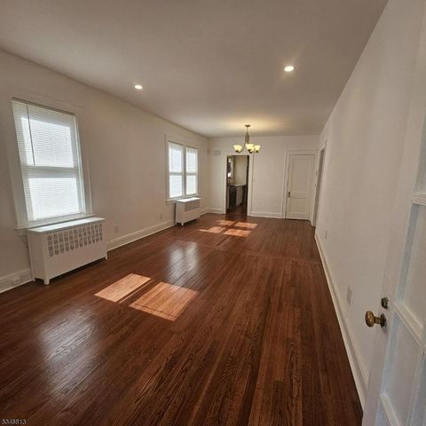 170 Ridge Ave, Bloomfield Twp., NJ 07003