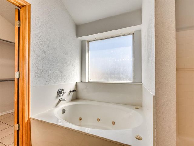 9900 SW 14th Street, Yukon, OK 73099
