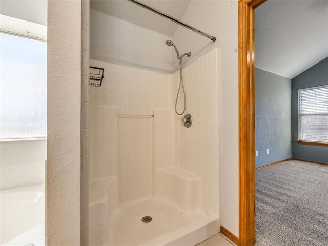 9900 SW 14th Street, Yukon, OK 73099