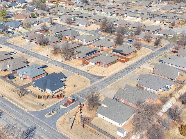 9900 SW 14th Street, Yukon, OK 73099