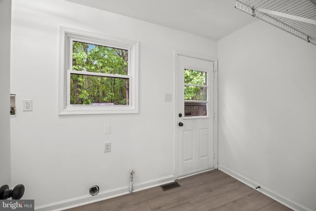 1 DICKSON DR, Medford, NJ 08055