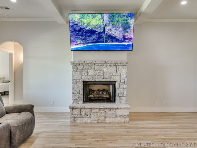 14938 E 82nd Street North, Owasso, OK 74055