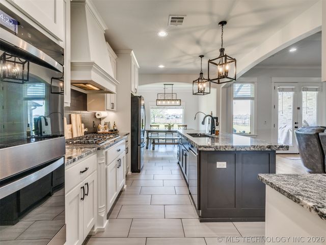 14938 E 82nd Street North, Owasso, OK 74055