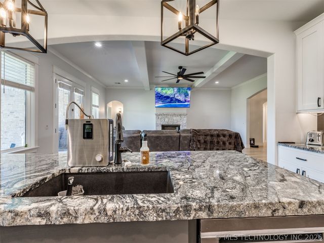 14938 E 82nd Street North, Owasso, OK 74055