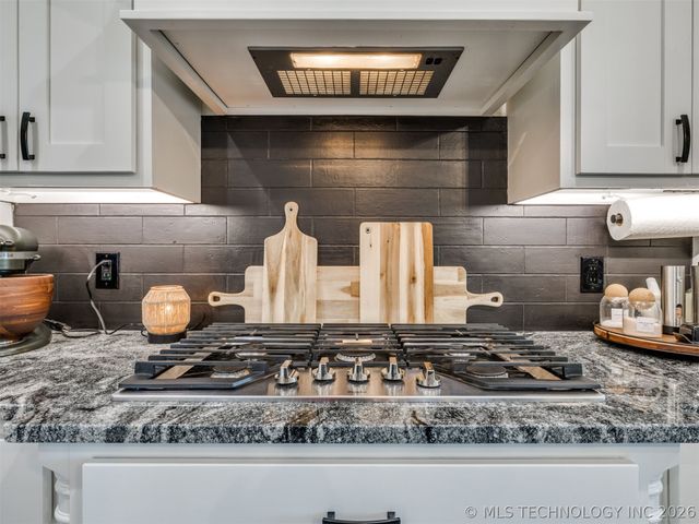 14938 E 82nd Street North, Owasso, OK 74055