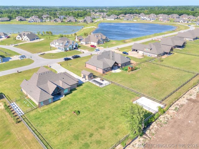 14938 E 82nd Street North, Owasso, OK 74055