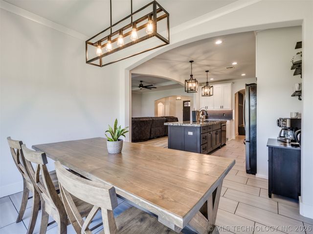 14938 E 82nd Street North, Owasso, OK 74055