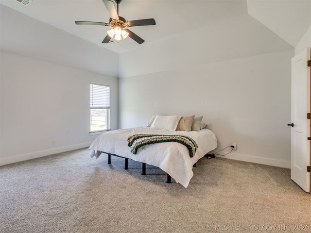 14938 E 82nd Street North, Owasso, OK 74055