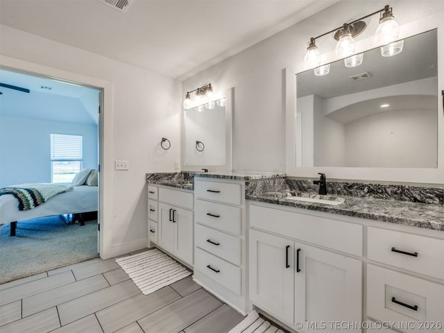 14938 E 82nd Street North, Owasso, OK 74055