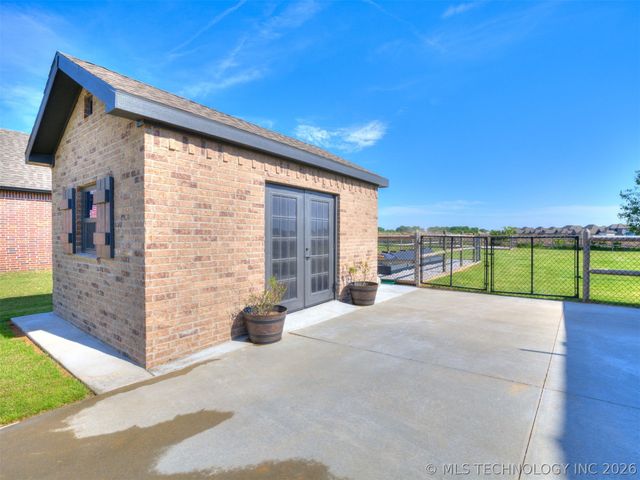 14938 E 82nd Street North, Owasso, OK 74055