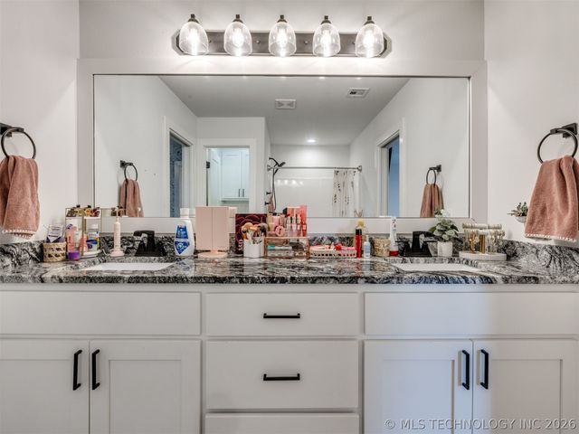 14938 E 82nd Street North, Owasso, OK 74055