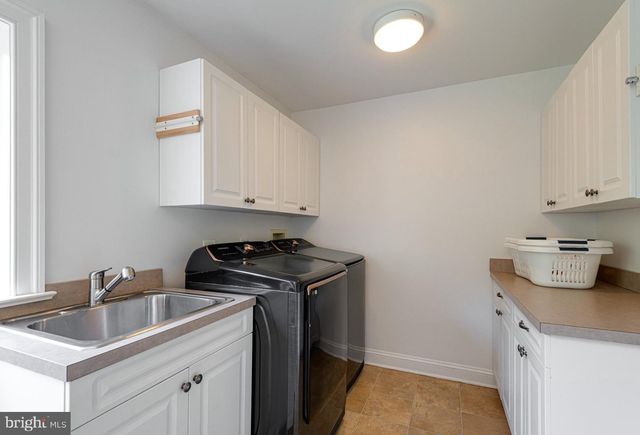 952 LAFAYETTE RD, Bryn Mawr, PA 19010