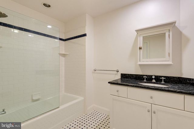 952 LAFAYETTE RD, Bryn Mawr, PA 19010