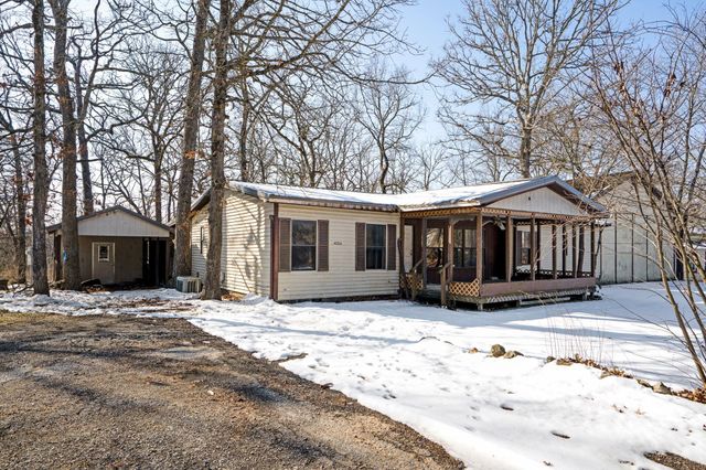 4026 Red Oak Road, Merriam Woods, MO 65740