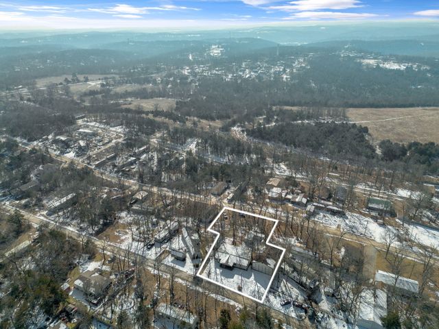 4026 Red Oak Road, Merriam Woods, MO 65740