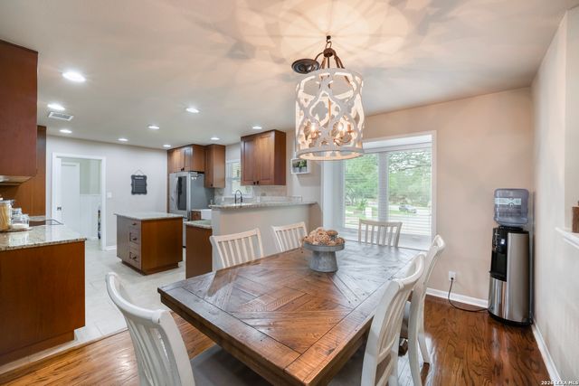 1252 Abbotsbury, Universal City, TX 78148