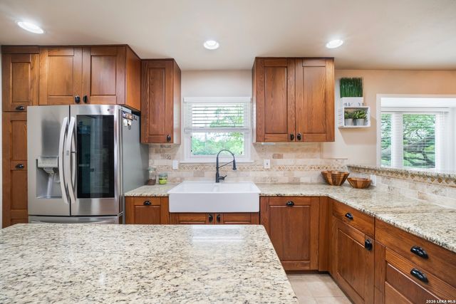 1252 Abbotsbury, Universal City, TX 78148