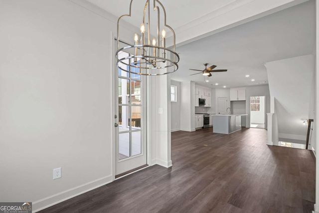 212 Village Overlook J4, Canton, GA 30114