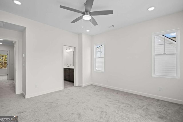 212 Village Overlook J4, Canton, GA 30114