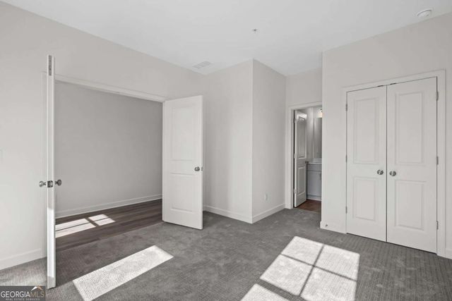 212 Village Overlook J4, Canton, GA 30114