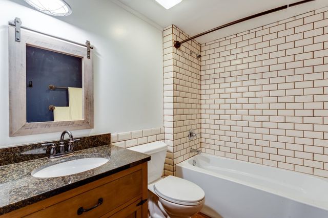 123 W 4th St, Douglass, KS 67039