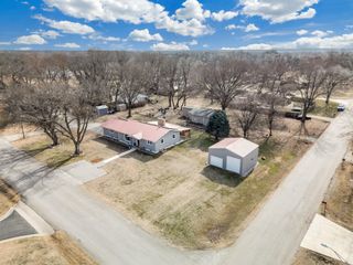 123 W 4th St, Douglass, KS 67039
