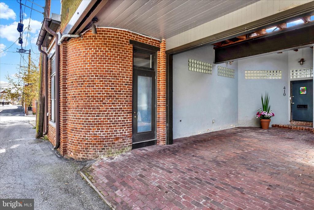 410 W MARION ST, Lancaster, PA 17603