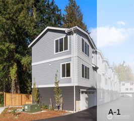 19505 Damson Road #A1, Lynnwood, WA 98036