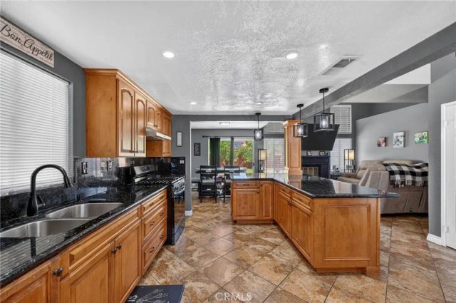 39502 Cedarwood Dr, Murrieta, CA 92563