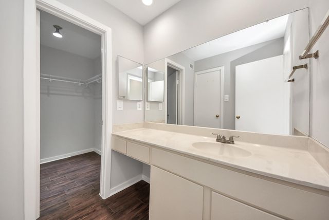 2333 Bering Drive 337, Houston, TX 77057