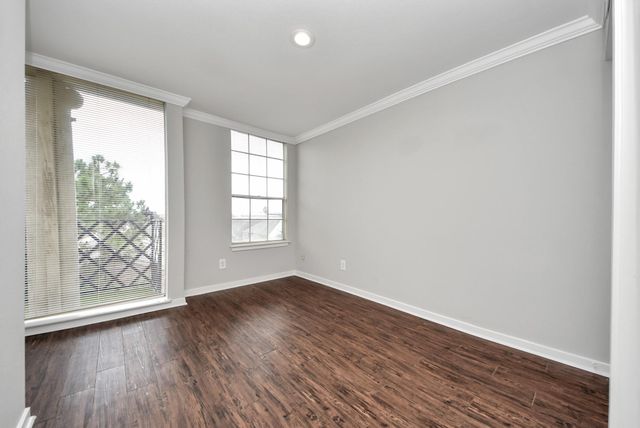 2333 Bering Drive 337, Houston, TX 77057