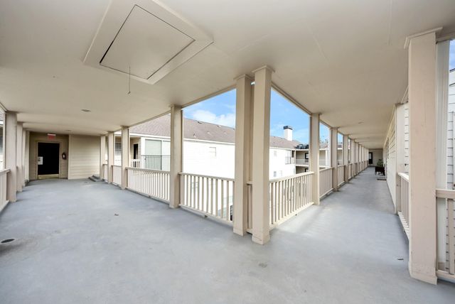 2333 Bering Drive 337, Houston, TX 77057