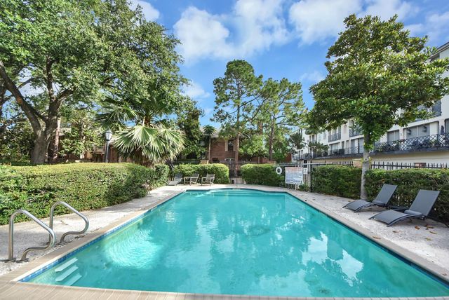 2333 Bering Drive 337, Houston, TX 77057