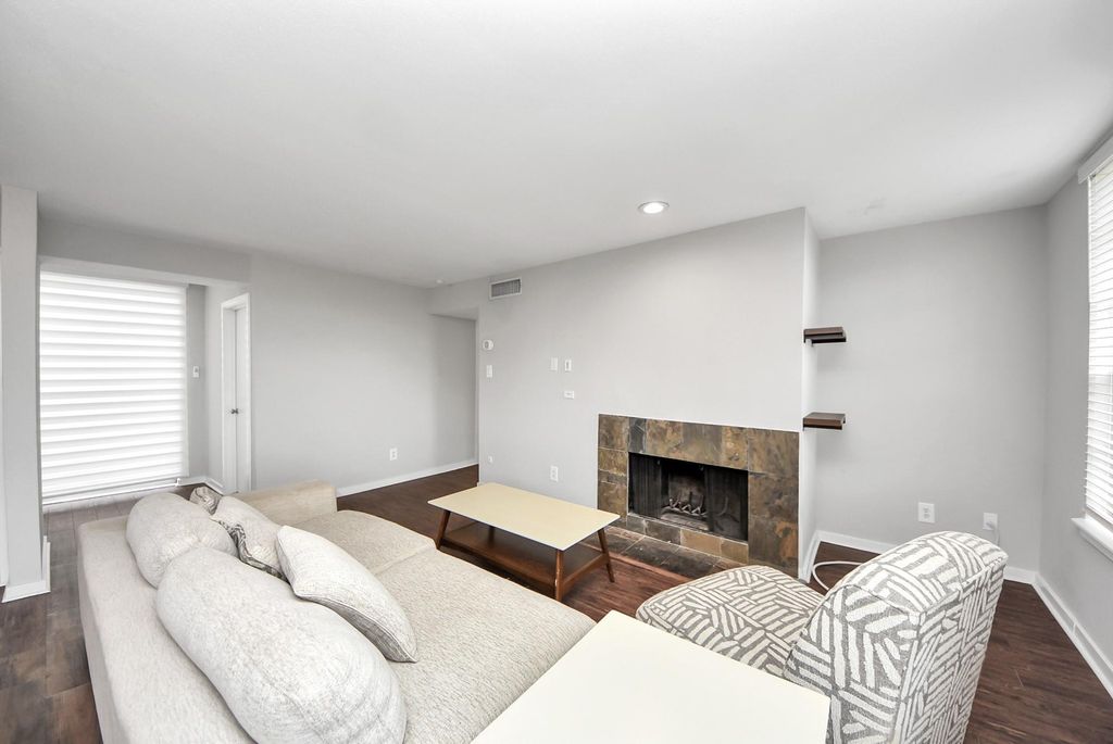 2333 Bering Drive 337, Houston, TX 77057