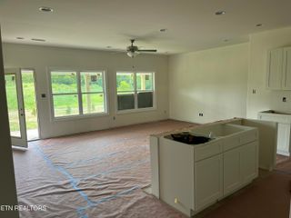 7352 Whispering Creek Lane, Powell, TN 37849