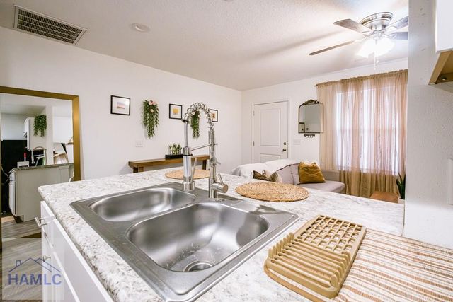 36 Pine Street, Ludowici, GA 31316