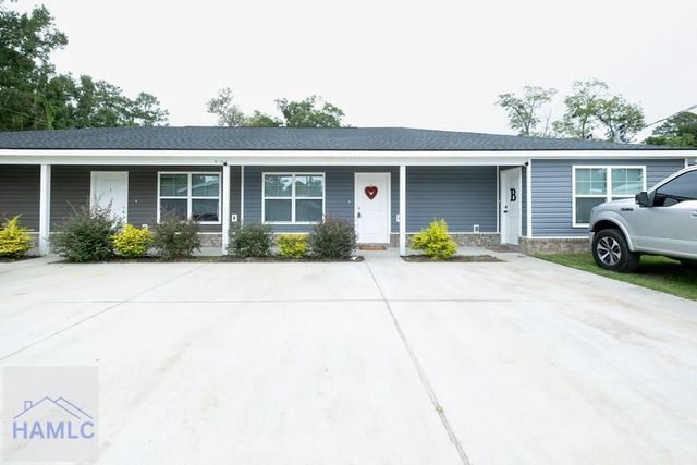 36 Pine Street, Ludowici, GA 31316