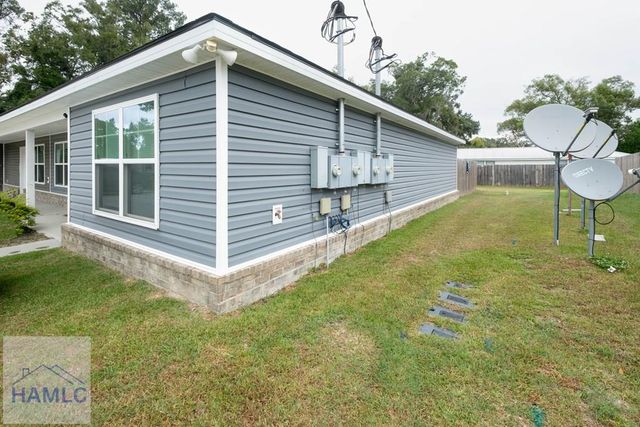 36 Pine Street, Ludowici, GA 31316