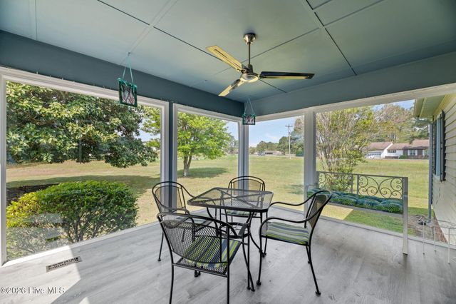 6102 Felucca Court, New Bern, NC 28560