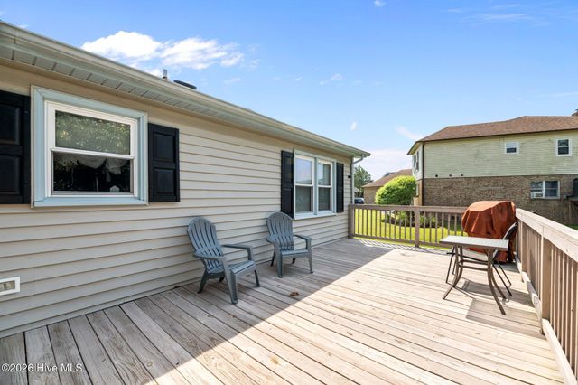 6102 Felucca Court, New Bern, NC 28560