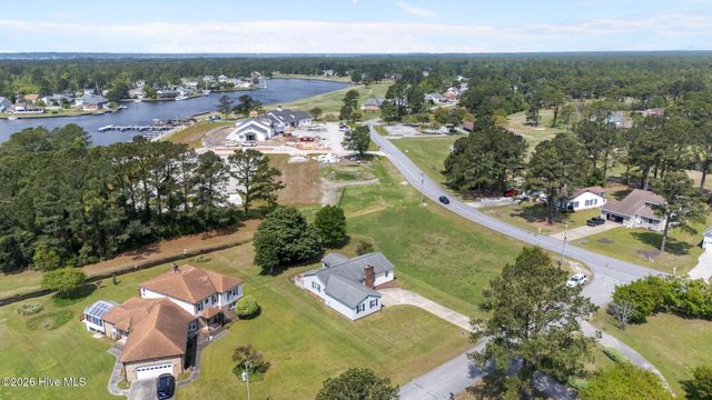 6102 Felucca Court, New Bern, NC 28560