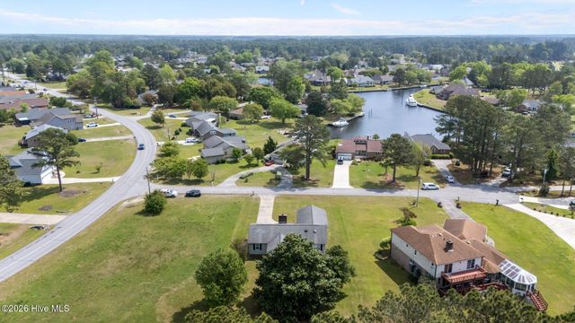 6102 Felucca Court, New Bern, NC 28560